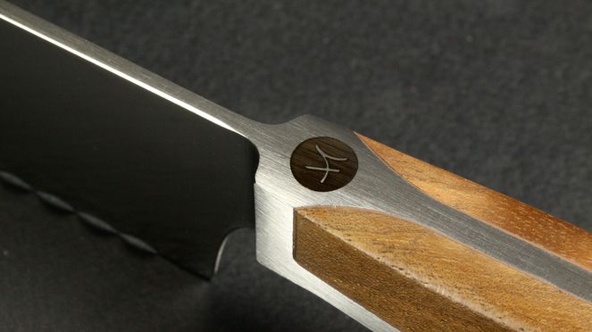 
                    Holzscheide Walnuss für Caminada Brotmesser