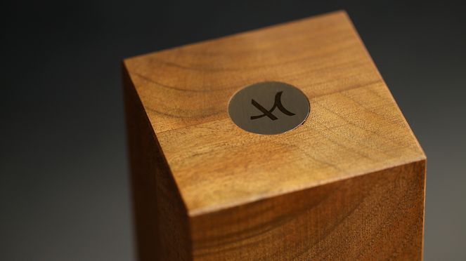
                    Der Caminada Messerblock mit AC Logo ist der ideale Aufbewahrungsort für die Caminada Messer