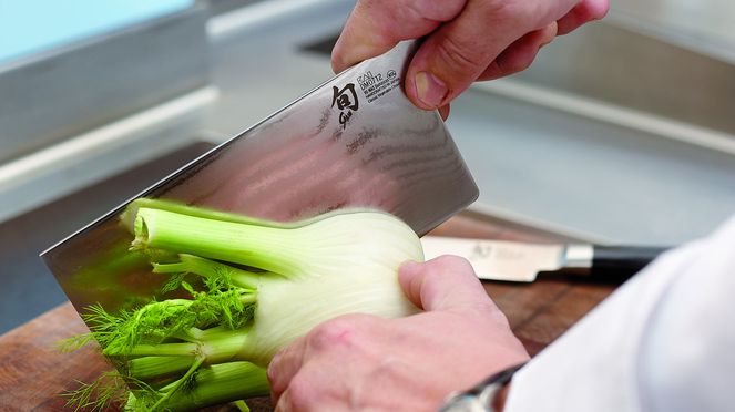 
                    Couper avec du couteau de cuisine chinois