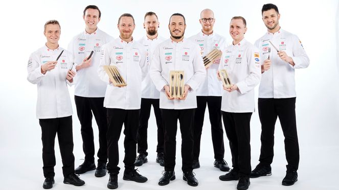 
                    Table cutlery with spoon ash by sknife, supplier of the Swiss Culinary National team