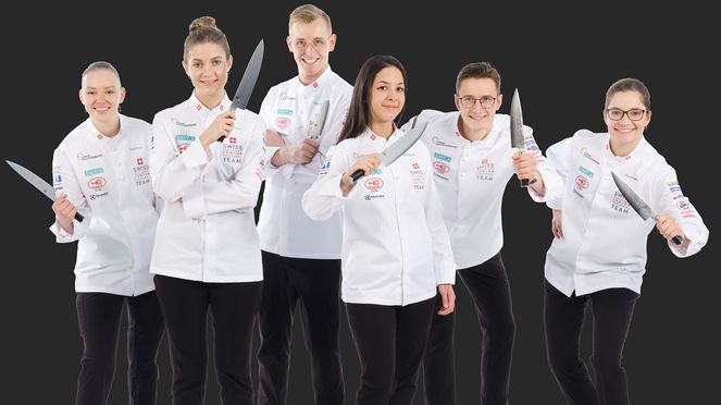 
                    The magnetic bar oak is also appreciated by the Culinary Junior National team