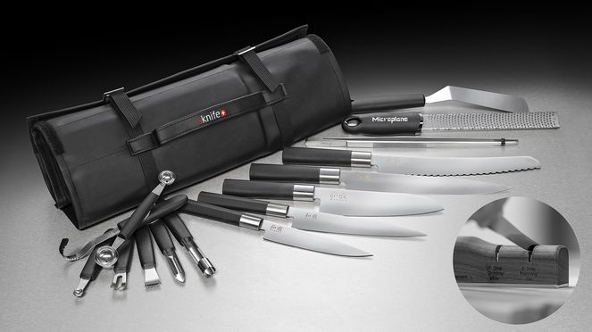 
                    Mallette à couteaux Apprentis avec des couteaux Wasabi, l'affûteur sknife et des accessoires de cuisine
