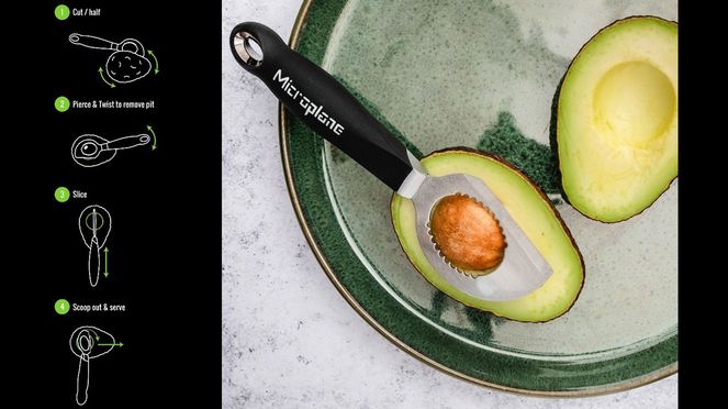 
                    Use of the avocado slicer